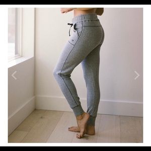 Albion Fit ‘At Ease’ Joggers Grey